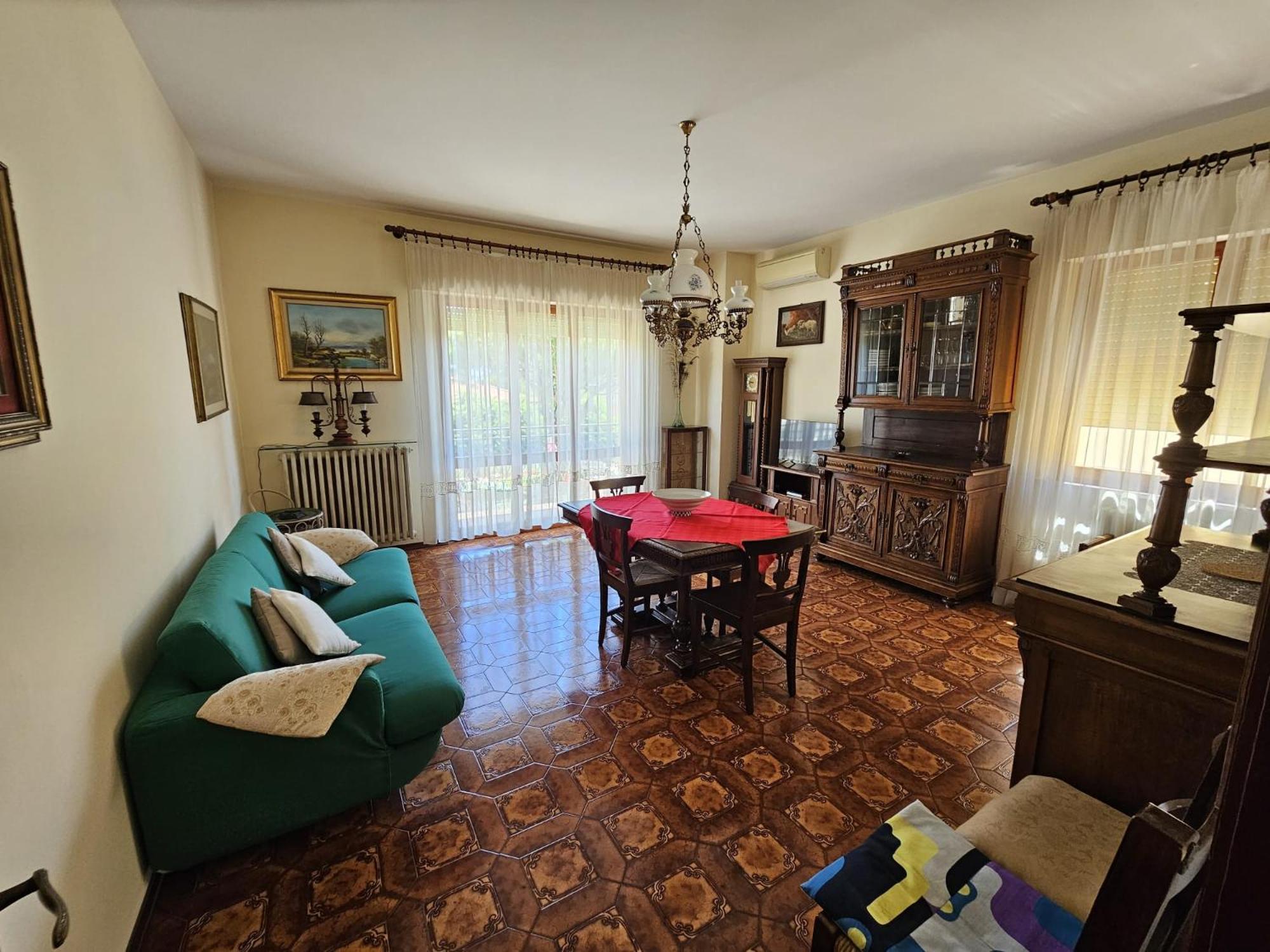 La Plata - Con Piscina Riccione